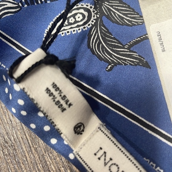 Inoui Editions Zack Zebra 100 % Silk Scarf Blue - Picture 10 of 13
